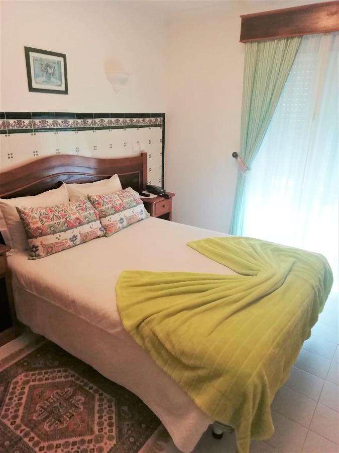 Hotel Atlantica 상 마르티뇨 두 포르투 외부 사진